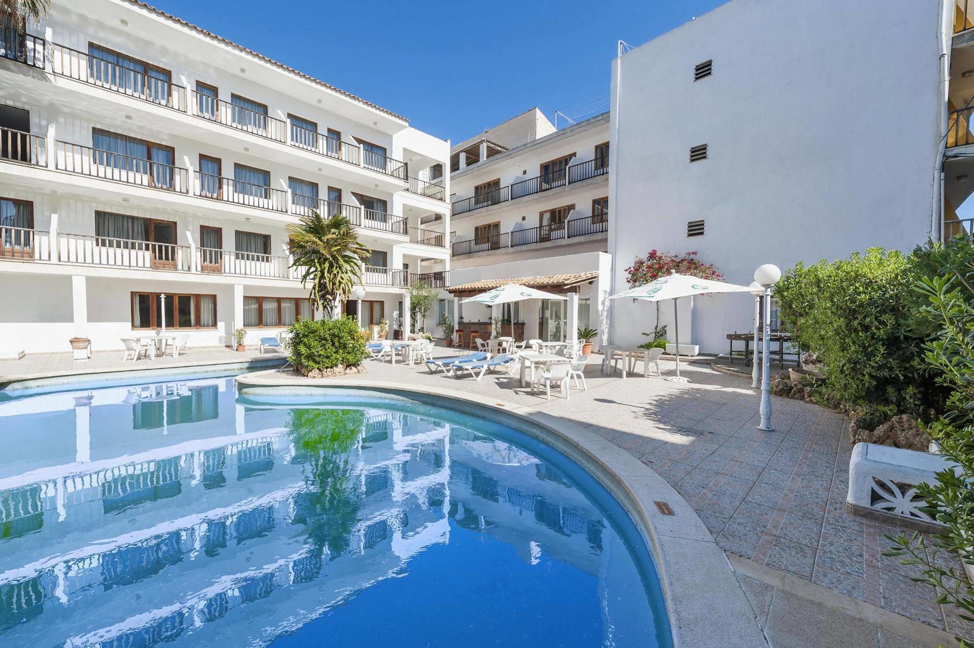 Hostal Casa Bauza Cala Ratjada  Exterior photo